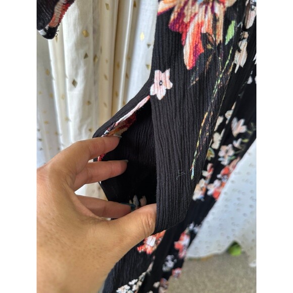 Lulus Staying Cool Black Floral Crinkle Print Culotte Side Slits Jumpsuit S - Picture 6 of 8